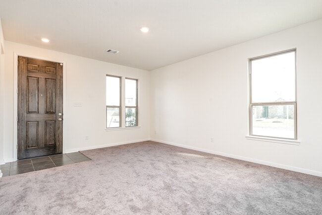 Photo - 6120 Whitewing Rd