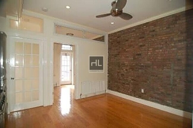 Photo - E 1ST ST. Unit 1R