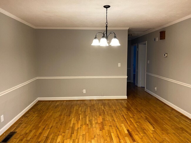 Photo - MOVE-IN READY!