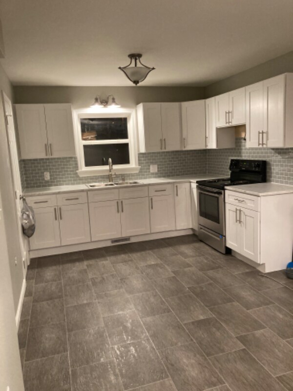 Photo - 1040 Stonybridge Dr