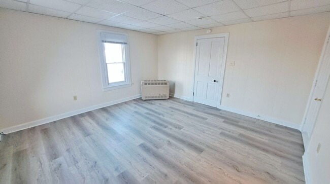 Photo - 46-50 W Middle Unit Apt. 3