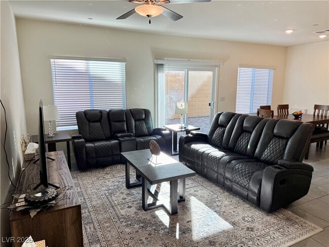 Photo - 10939 Cheshire Wds Ave