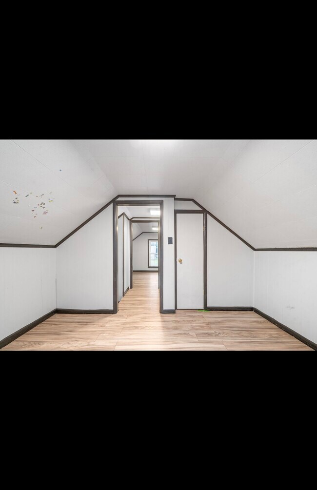 221 N Ewing St Rental For Rent in Guthrie, KY