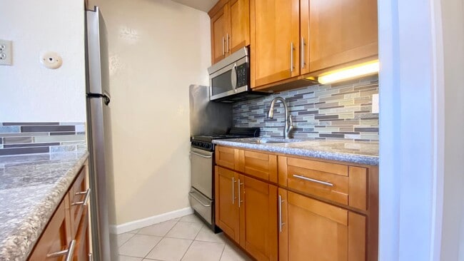 Photo - 2 Anchor Dr Unit F481