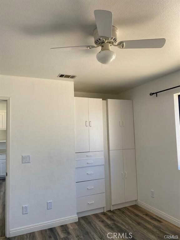 Photo - 14961 Walnut St