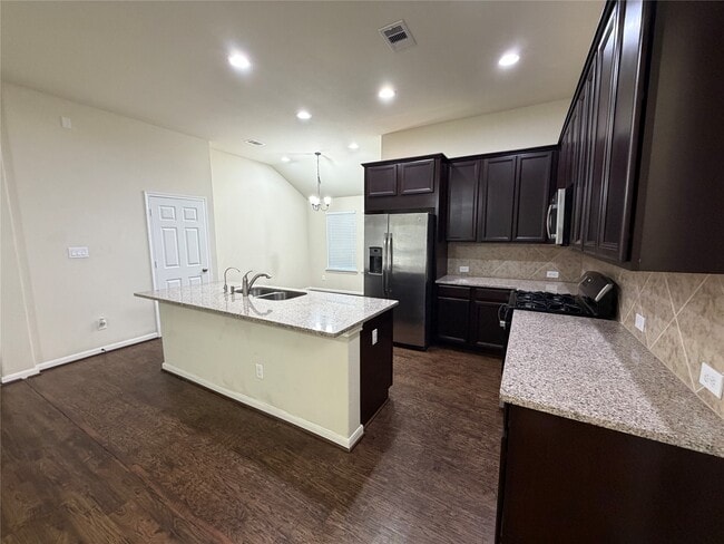 Building Photo - 8630 Brookdale Park Ln