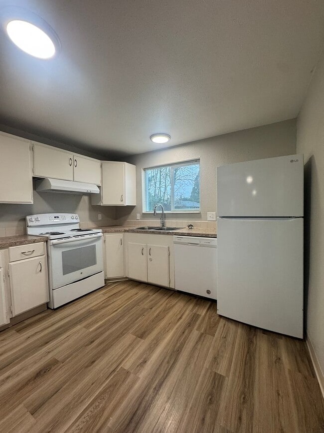 Photo - (HUD 414) 2 Bed/1Bath Home