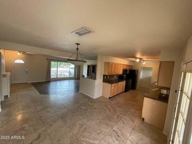 Photo - 7410 E Edgemont Ave
