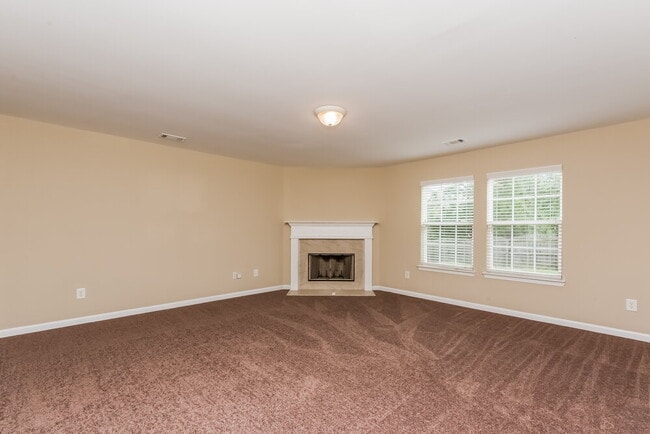 Photo - 2890 Centerglen Ln