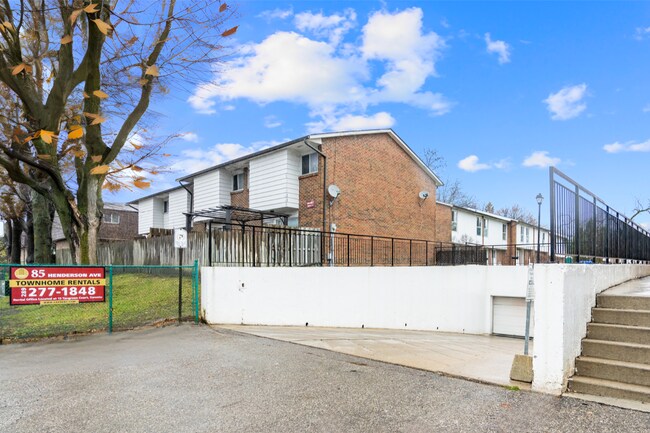 85 Henderson Avenue Townhomes
