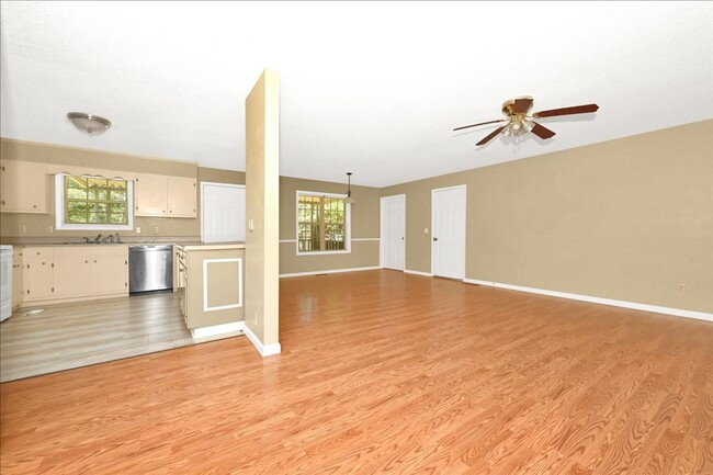 Photo - 3 Bedroom, 2 Bath home.