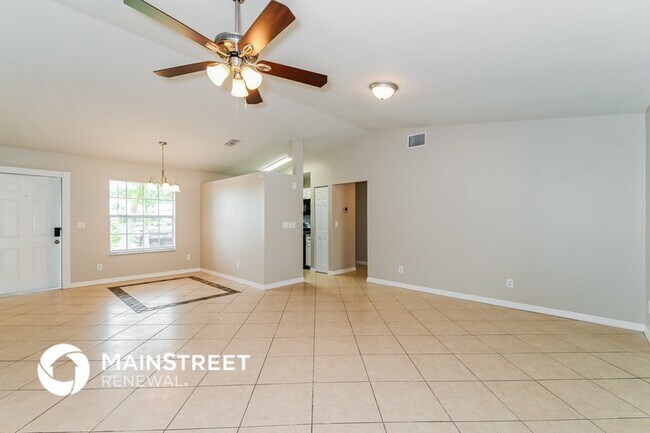 Photo - 818 SW 31st St