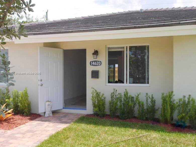 Photo - 14620 SW 104th Ave