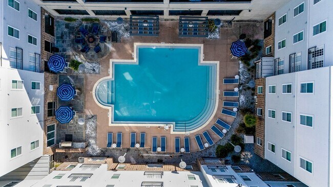 Luxe - Aerials