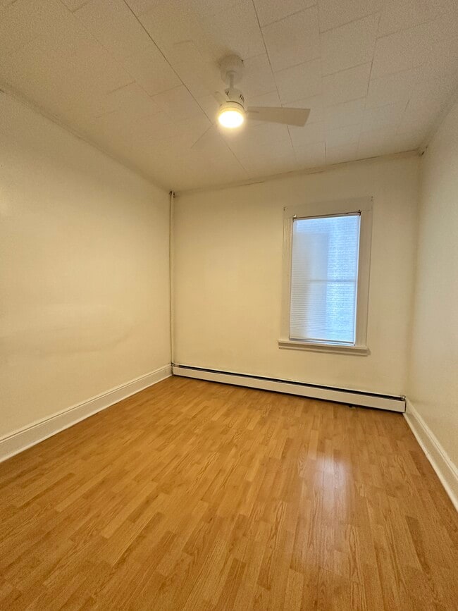 Photo - 209 Lanza Ave Unit Apt #1