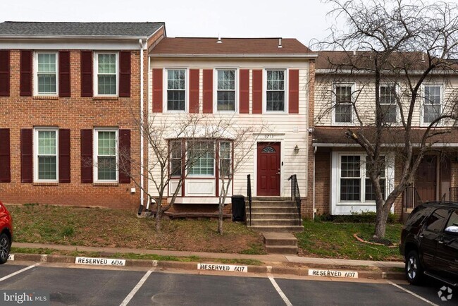 Building Photo - 3713 Foxfield Ln Rental