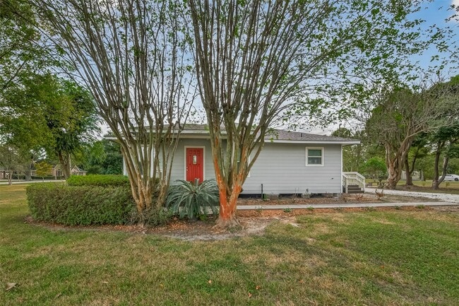 Photo - 6928 Apache St