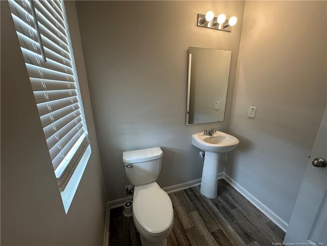 Photo - 910 Sapphire Stone Ln