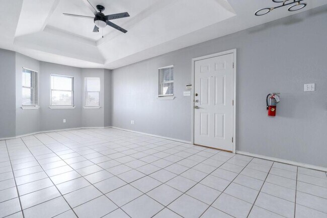1802 Oasis Dr