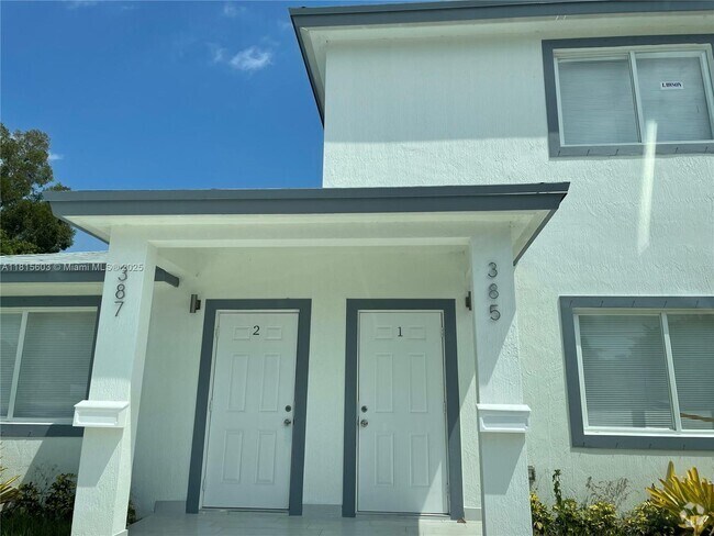 Building Photo - 385 NW 82nd Terrace Unit 1 Rental