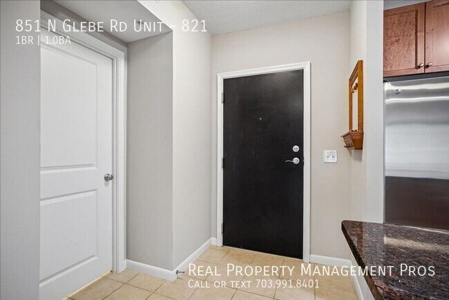 Photo - 851 N Glebe Rd Unidad 821