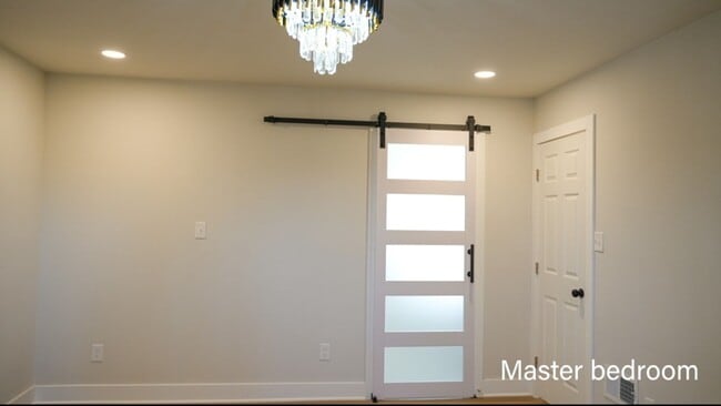 Photo - 5114 Montgomery Rd