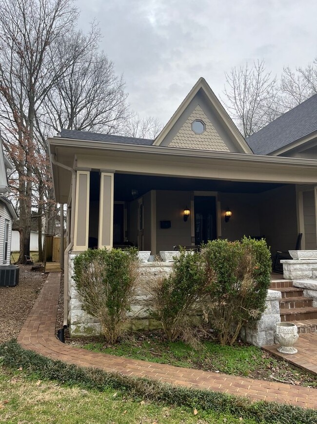 Photo - 1234 Park St