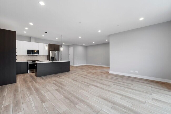 Photo - 4029 S Calumet Ave Unit 3F