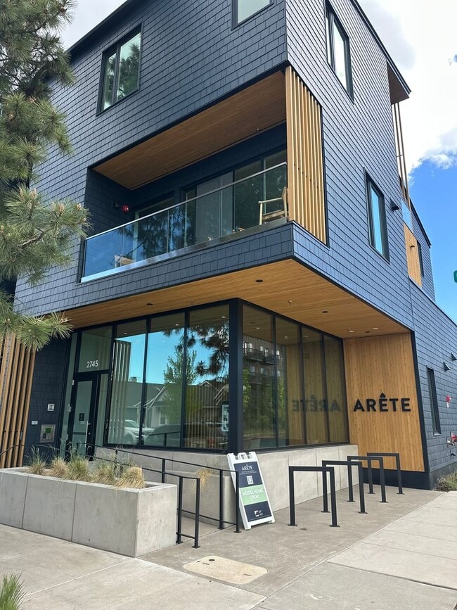 Building Photo - Modern Luxury Condo in the Heart of Vibrant NWX!