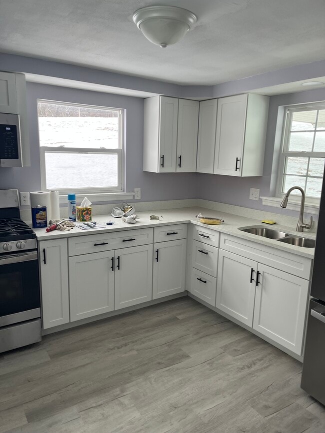 Building Photo - 61 Brehm Rd