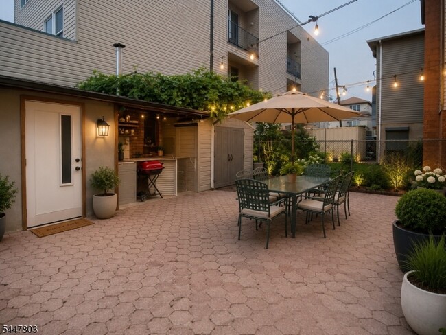 Photo - 106 Marne St Unit 2