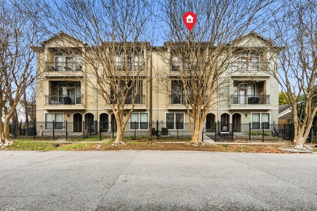 Photo - 6130 Hamman St