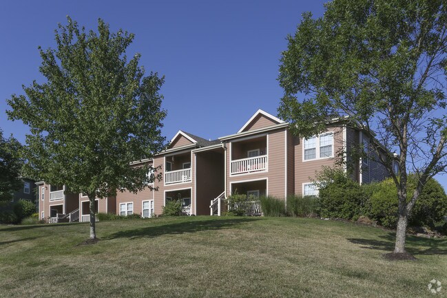 Photo - Timber Lakes at Red Bridge
