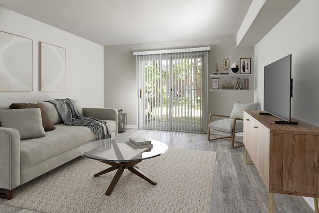 Photo - Mariners Pointe