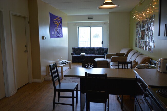 Photo - 74 Marshall St