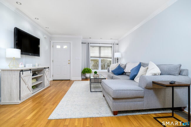 Photo - 85 Camp Ave Unit Apt 9i