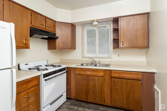 1BR, 1BA - 510SF