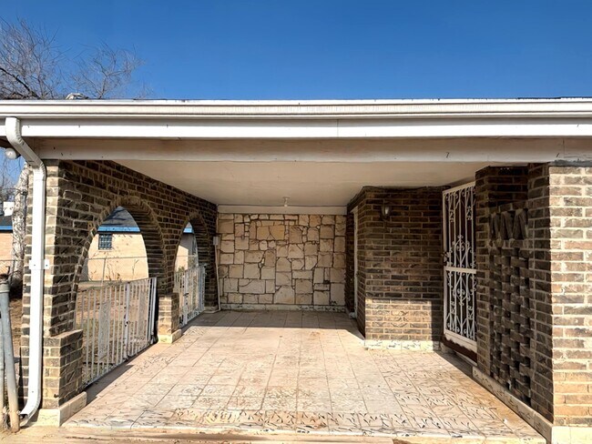 Photo - 3413 N Buena Vista Ave