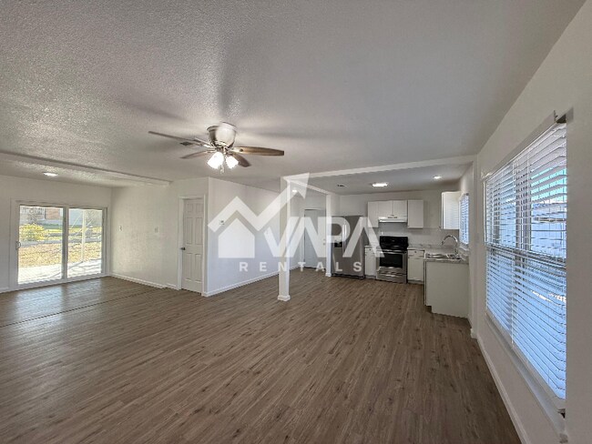 Photo - 154 Frances Jean Dr