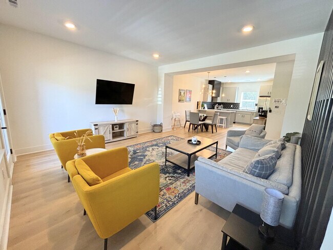 116 Fitzgerald Dr Unit SI FL3-ID1039083P