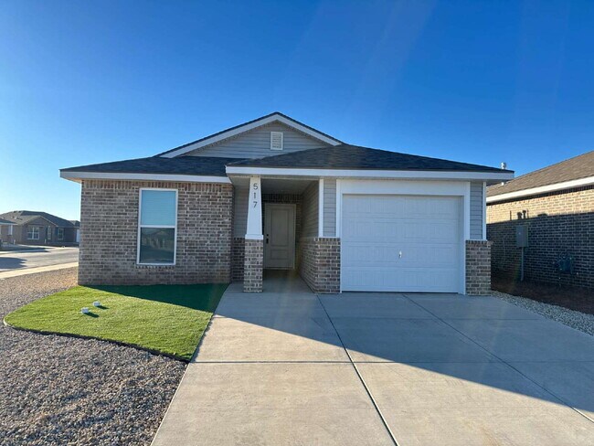 Photo - Charming Cottage in Frenship ISD!