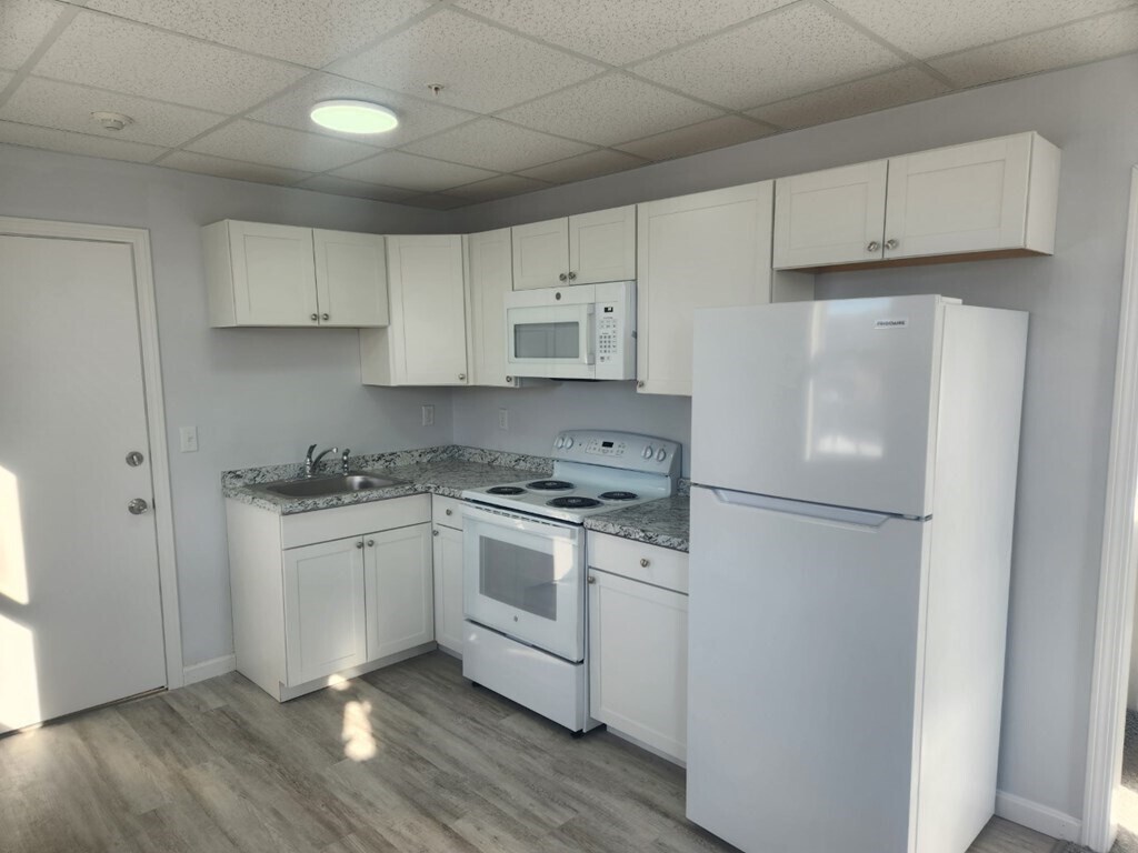 Photo - 241 Main St Unidad 2-2