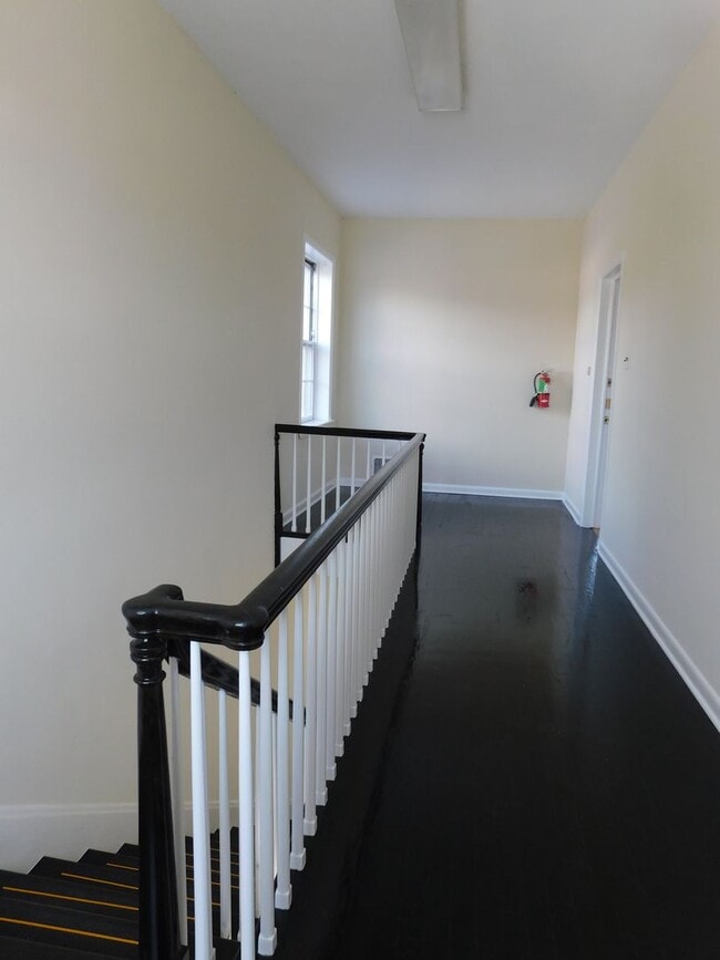 Photo - 113 W Boscawen St Unit #3