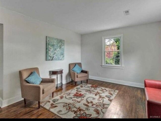 Photo - 4718 Wistar Rd