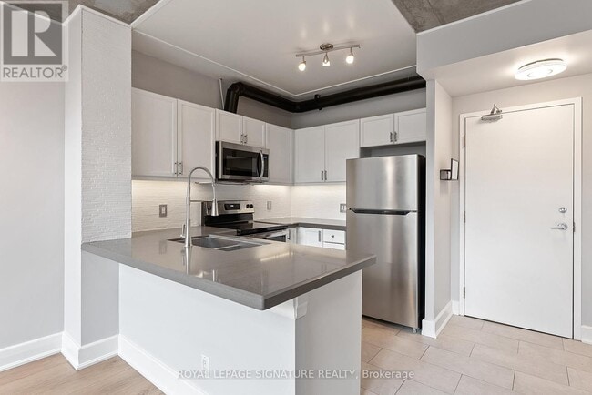 Photo - 200 Manitoba St Unité 103