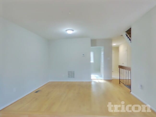 Photo - 337 Wye Mill Ct