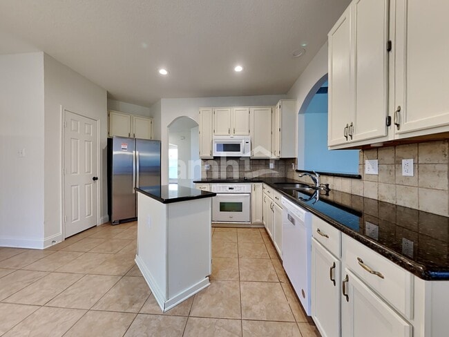 Photo - 2332 Red Maple Rd