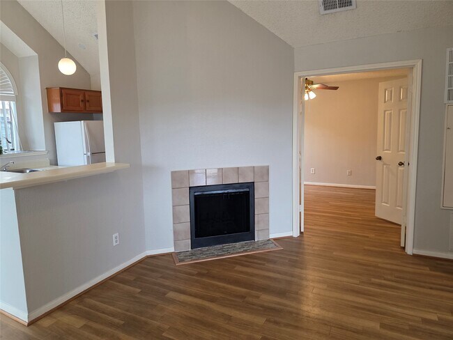 Photo - 2300 Old Spanish Trl Unidad 2116