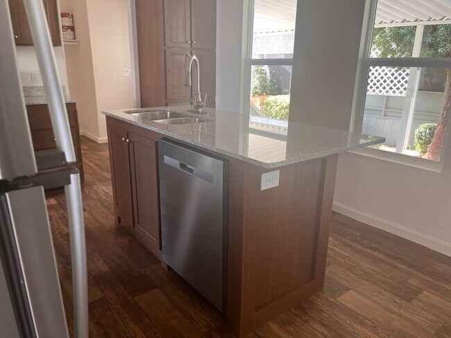 Photo - 21100 State St House