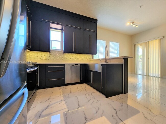 Photo - 4405 SW 160th Ave Unit 204